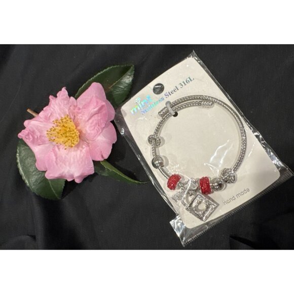 Mint Stainless Steel Heart PadLock Crystals Charm Silvertone Bangle Bracelet NEW - Picture 6 of 6